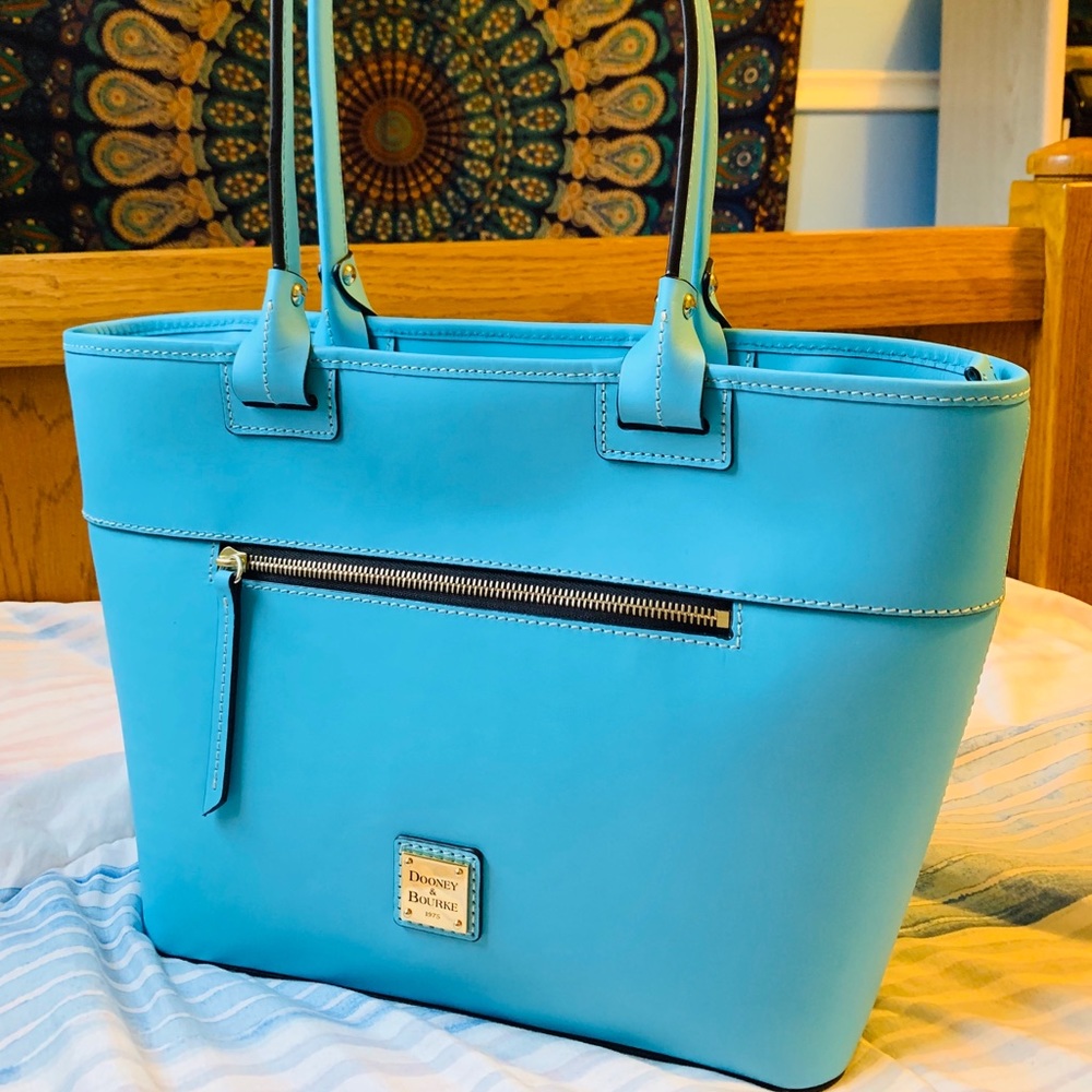 Dooney & Bourke Beacon Zip Tote ~ Light Blue~